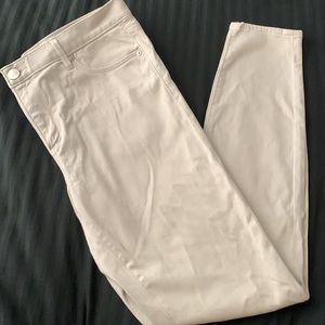 Cream loft jeggings super soft